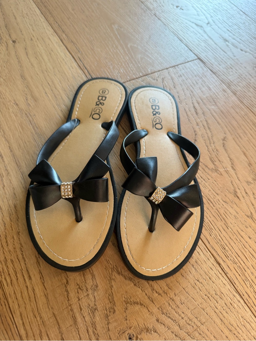 Black Bow Thong Sandals Size 8